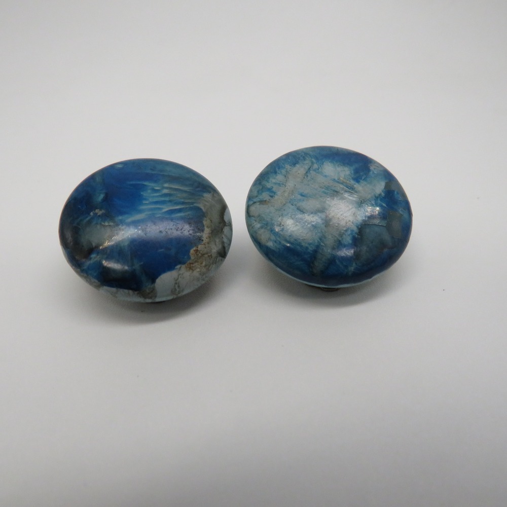 Vintage Hong Kong Blue Marbled Round Clip On Earrings Mid Century Modern Retro